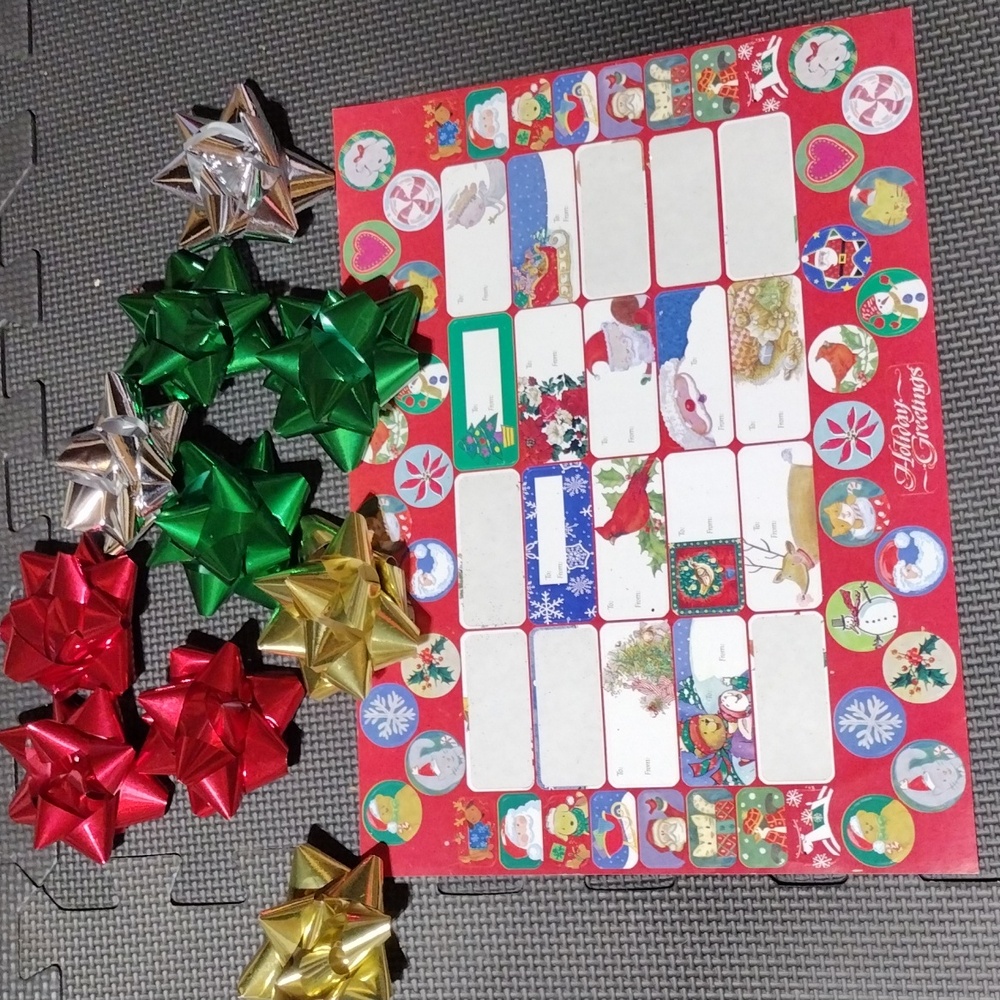 Christmas Wrap With Boxes - Picture 2 of 6